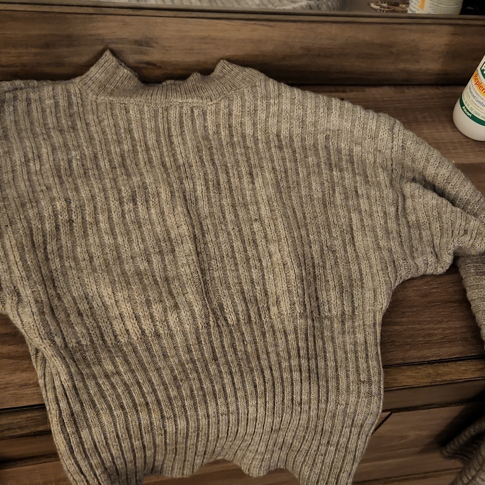 Gray sweater